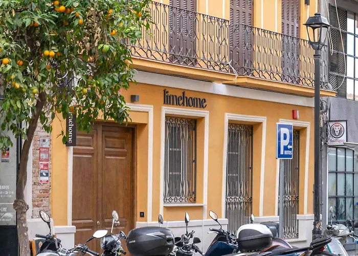 Limehome Malaga Calle Victoria